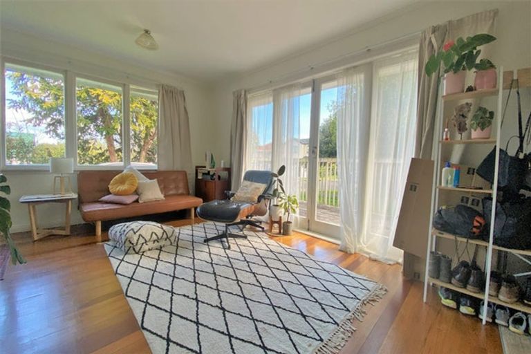 Photo of property in 14a Fairleigh Avenue, Mount Albert, Auckland, 1025