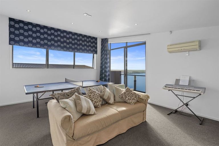 Photo of property in 4 Gazelle Lane, Redcliffs, Christchurch, 8081