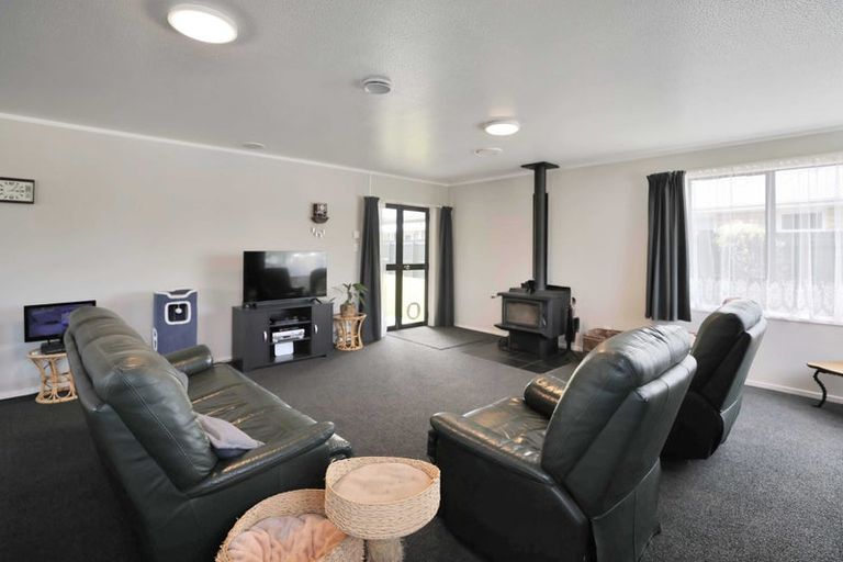 Photo of property in 100 Melcombe Street, Tinwald, Ashburton, 7700