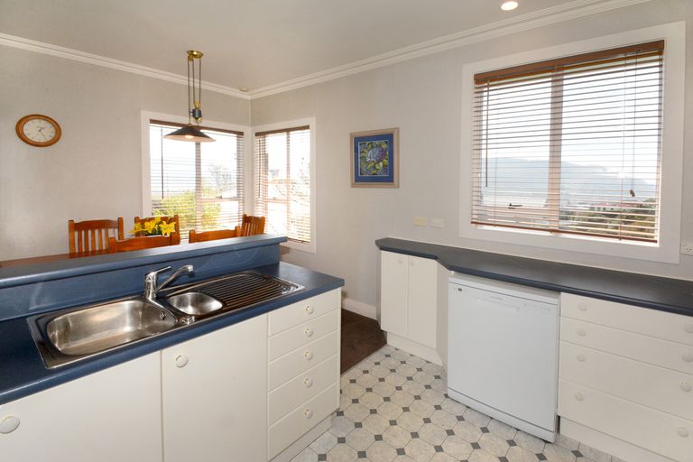 Photo of property in 43 Dunrobin Street, Waverley, Dunedin, 9013