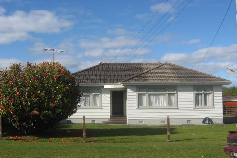 Photo of property in 41 Alexandra Street, Marton, 4710