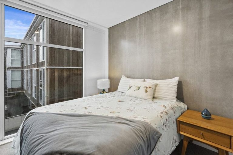 Photo of property in Canvas Apartments, 1/307 Willis Street, Te Aro, Wellington, 6011