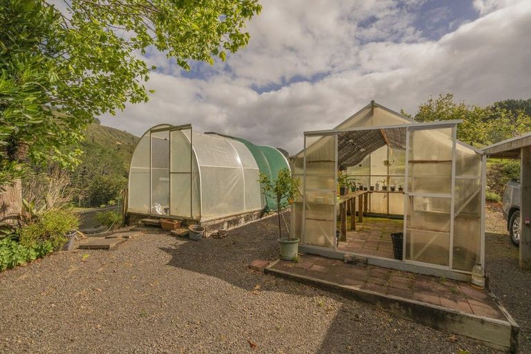 Photo of property in 29 School Of Mines Lane, Kuaotunu, Whitianga, 3592