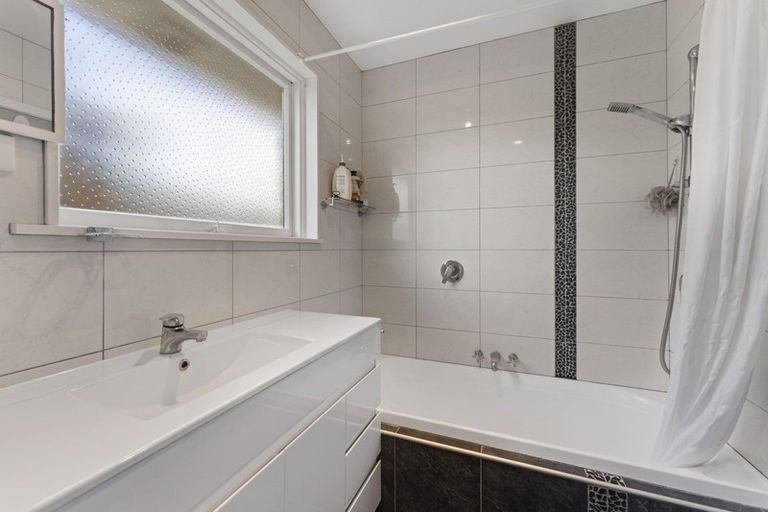 Photo of property in 74 Wingate Street, Redwood, Christchurch, 8051