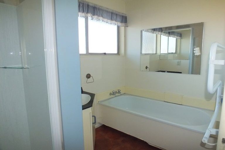 Photo of property in 43 Doncaster Street, Sockburn, Christchurch, 8042