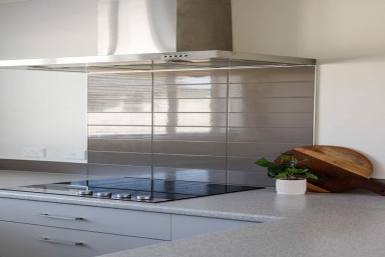 Photo of property in 24 Shrule Place, Huntington, Hamilton, 3210