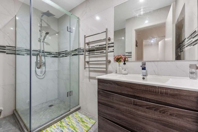 Photo of property in 2/267c Shirley Road, Papatoetoe, Auckland, 2025