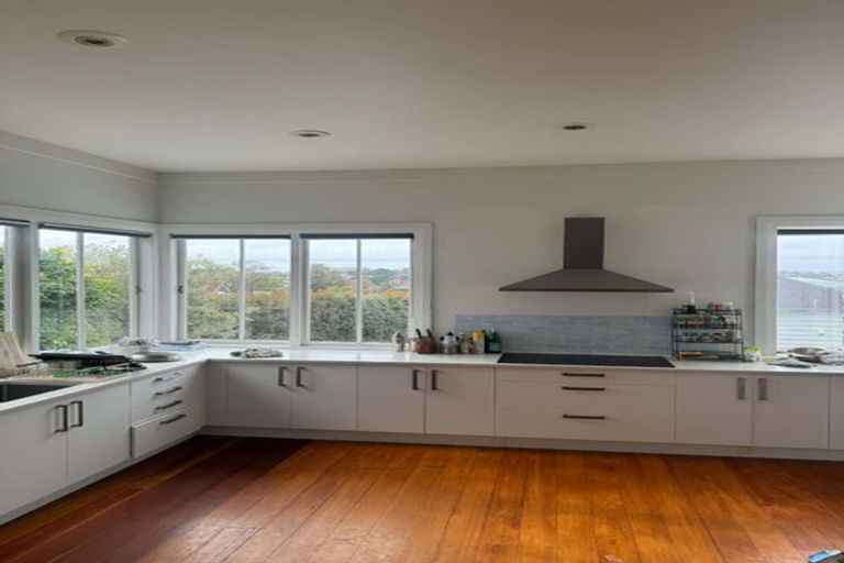 Photo of property in 52 St Vincent Avenue, Remuera, Auckland, 1050