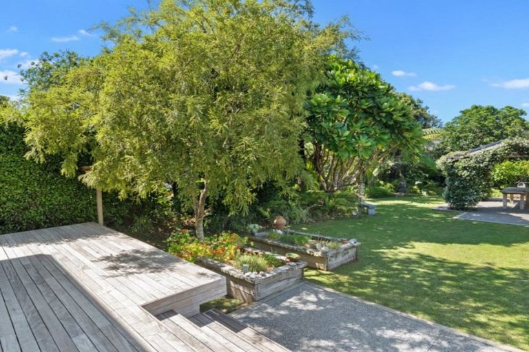 Photo of property in 18 Harbour View Road, Point Wells, Warkworth, 0986