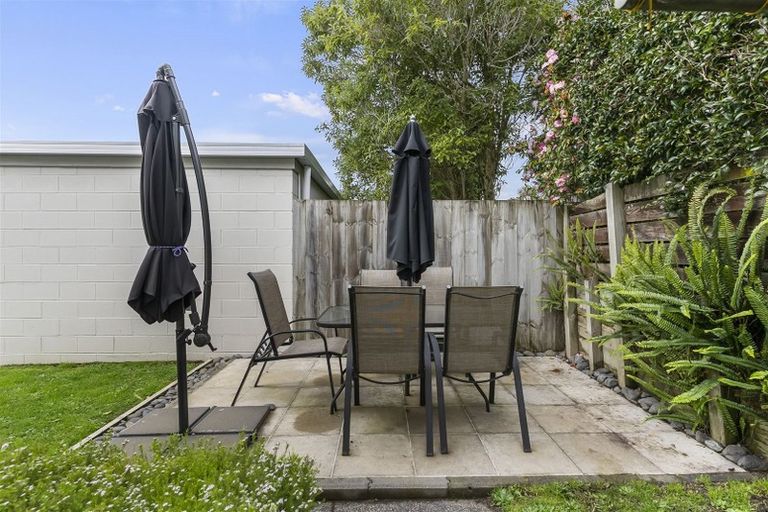 Photo of property in 30 Chartwell Avenue, Glenfield, Auckland, 0629