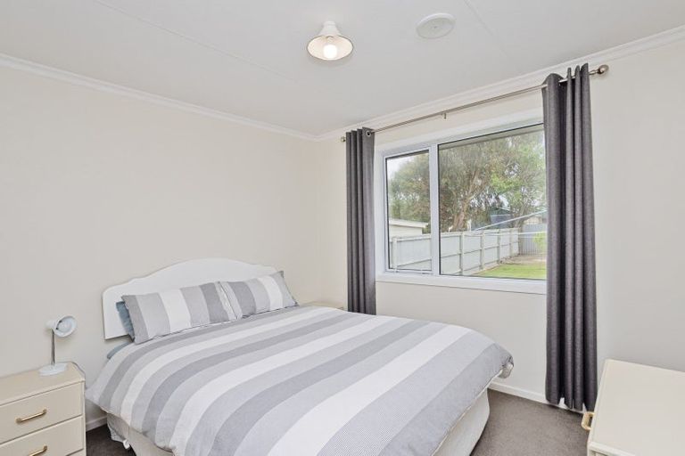 Photo of property in 220 Mcquarrie Street, Kingswell, Invercargill, 9812