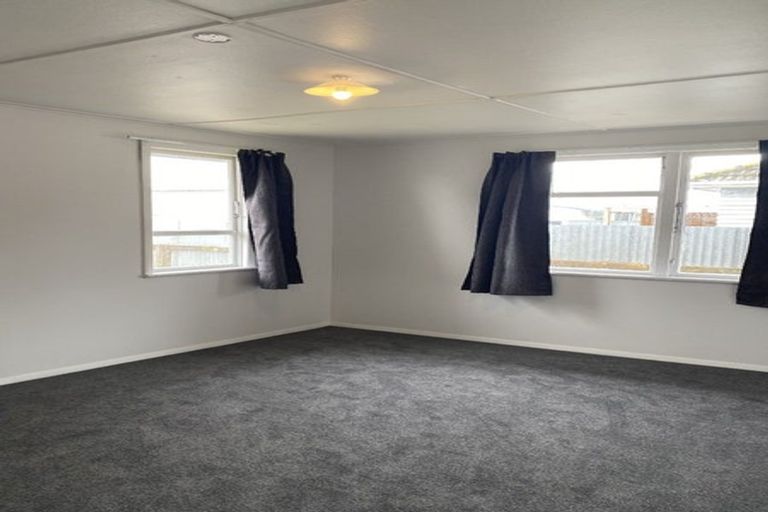 Photo of property in 7 Plowman Crescent, Onekawa, Napier, 4110