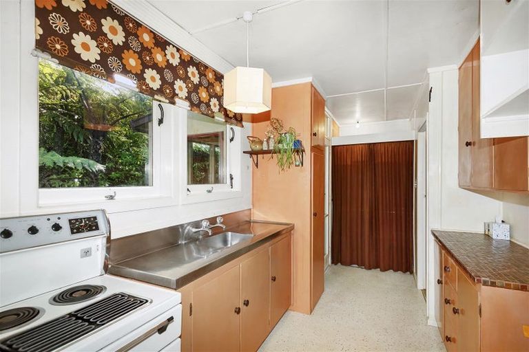 Photo of property in 62 Ironside Road, Johnsonville, Wellington, 6037