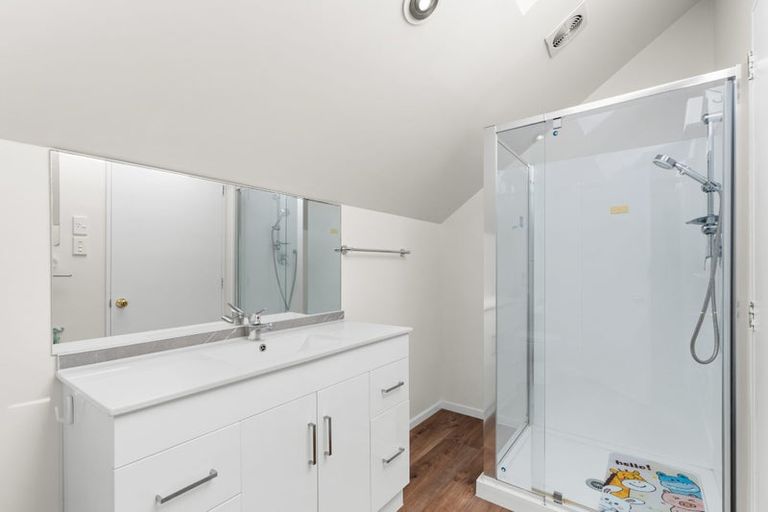 Photo of property in 1/8 Cottesmore Close, Burnside, Christchurch, 8053