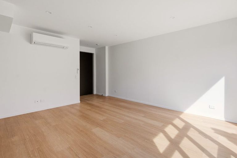 Photo of property in 3/13 Moa Place, Christchurch Central, Christchurch, 8013