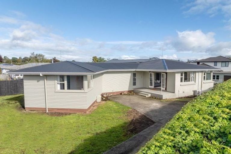 Photo of property in 41 Normandy Avenue, Melville, Hamilton, 3206