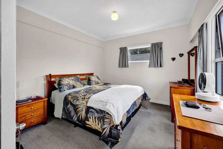 Photo of property in 124 Weraroa Road, Waverley, 4510