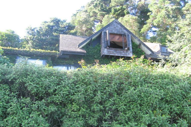 Photo of property in 427 Marine Drive, Mahina Bay, Lower Hutt, 5013