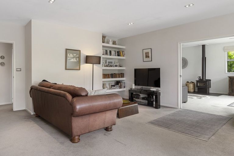 Photo of property in 28 De Castro Drive, Blenheim, 7201