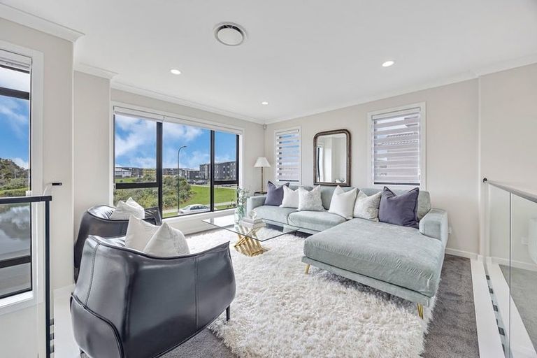Photo of property in 104 Valderama Drive, Flat Bush, Auckland, 2019