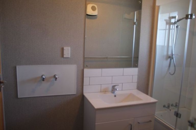 Photo of property in 2 Antrim Street, Windsor, Invercargill, 9810