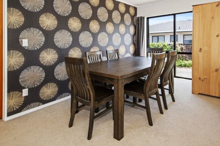 Photo of property in 39 Greenstone Place, Clover Park, Auckland, 2019