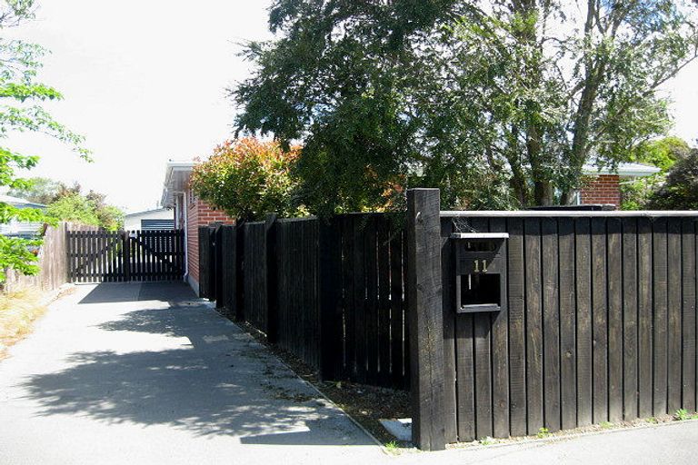 Photo of property in 11 Claridges Road, Casebrook, Christchurch, 8051