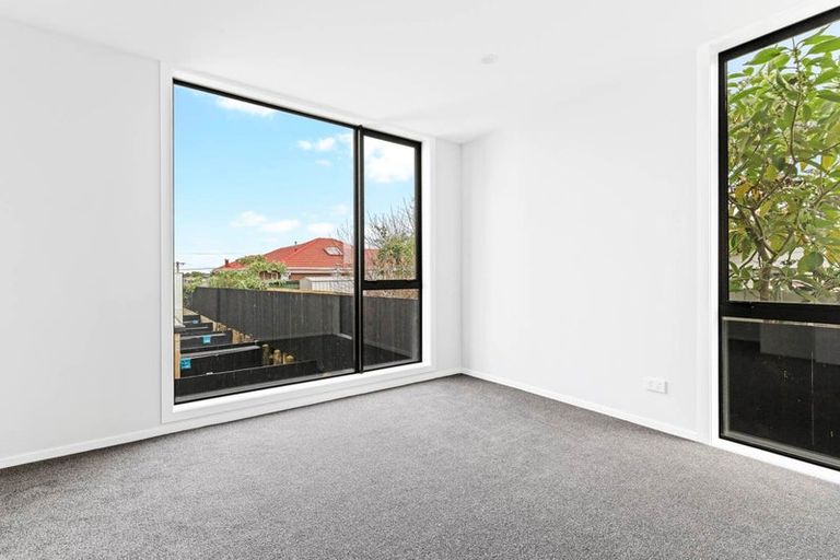 Photo of property in 17 Pukakaho Lane, Papatoetoe, Auckland, 2025