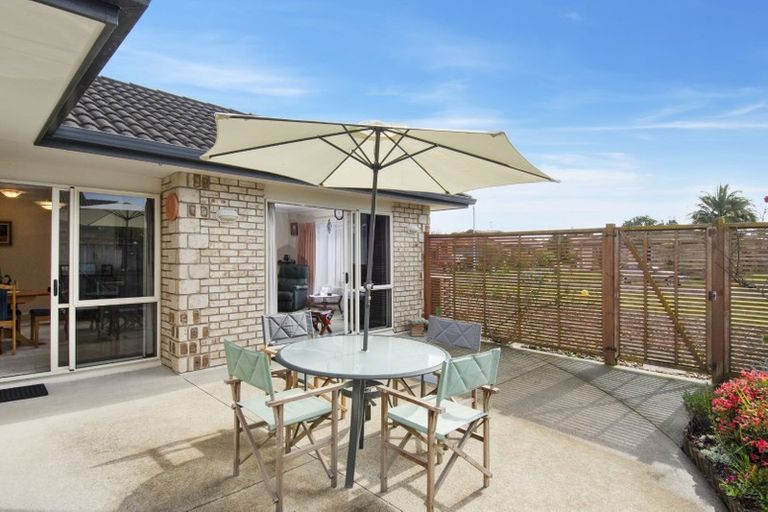 Photo of property in 12 Primrose Place, Papamoa Beach, Papamoa, 3118