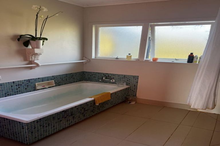 Photo of property in 452 Pahi Road, Pahi, Paparoa, 0571