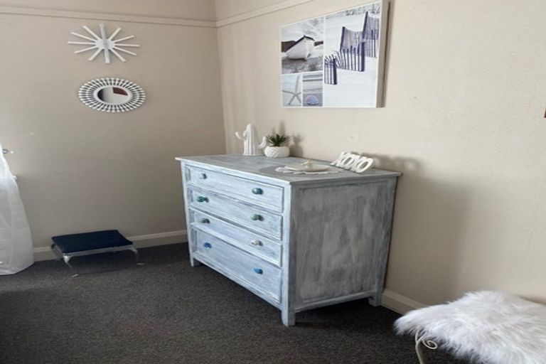 Photo of property in 22 Ngaio Street, Strandon, New Plymouth, 4312