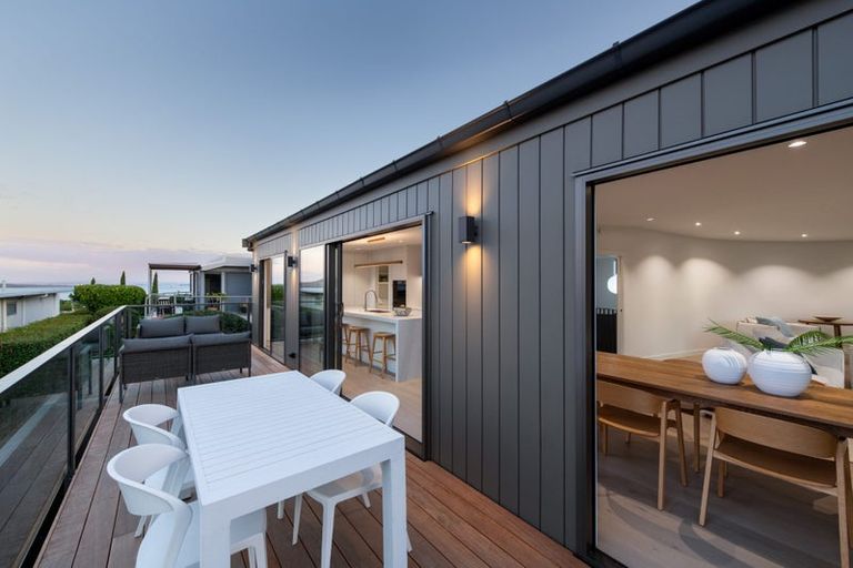 Photo of property in 2/67 Castor Bay Road, Castor Bay, Auckland, 0620