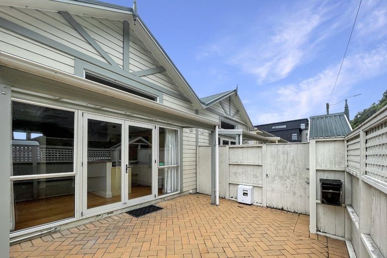 Photo of property in 153e Grant Road, Thorndon, Wellington, 6011