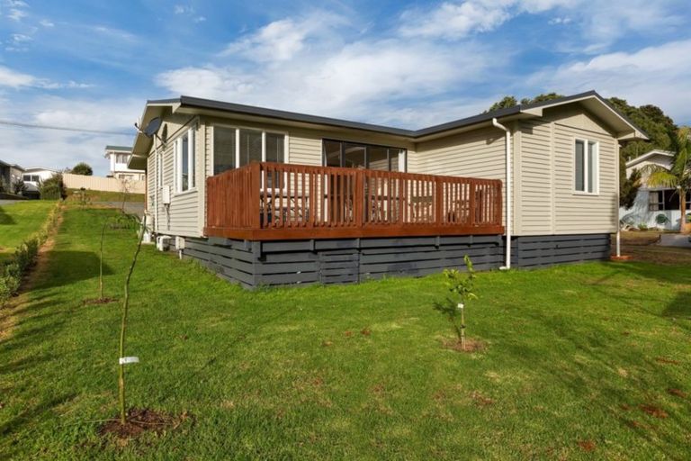 Photo of property in 125 Marsden Point Road, Ruakaka, 0116
