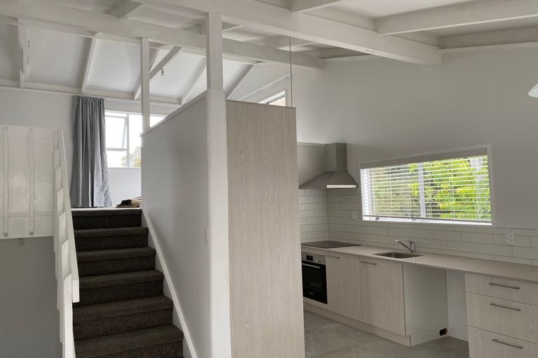 Photo of property in 2/42 Manuka Road, Glenfield, Auckland, 0629