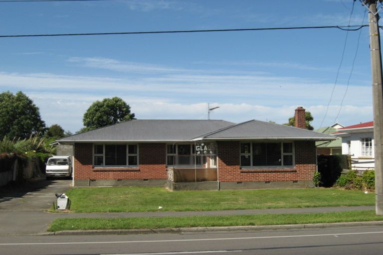 Photo of property in 391 Linwood Avenue, Bromley, Christchurch, 8062