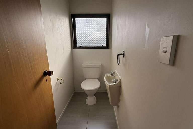 Photo of property in 31 Meeanee Quay, Westshore, Napier, 4110