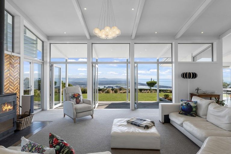 Photo of property in 342 Mount Pleasant Road, Mount Pleasant, Christchurch, 8081