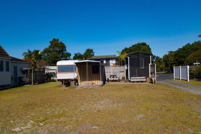 Photo of property in 27 Manaia View Road, One Tree Point, 0118
