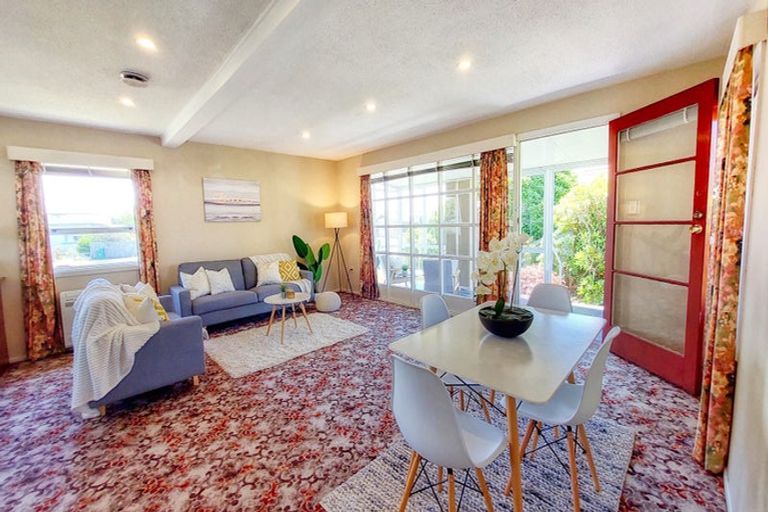 Photo of property in 60 Hargood Street, Woolston, Christchurch, 8062