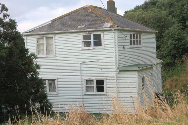 Photo of property in 39 Sidlaw Street, Strathmore Park, Wellington, 6022