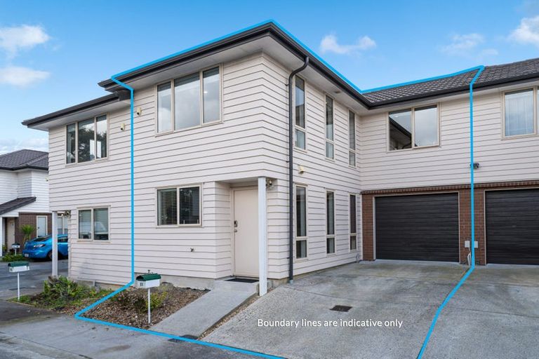 Photo of property in 11 Akeake Lane, Manurewa, Auckland, 2102