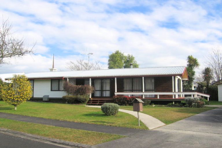 Photo of property in 1 Golden Place, Fairfield, Hamilton, 3214