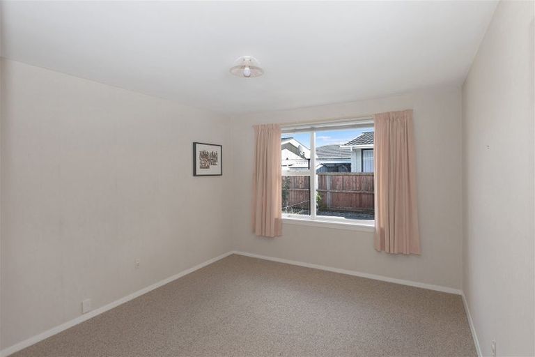 Photo of property in 2/15 Apollo Place, Papanui, Christchurch, 8052