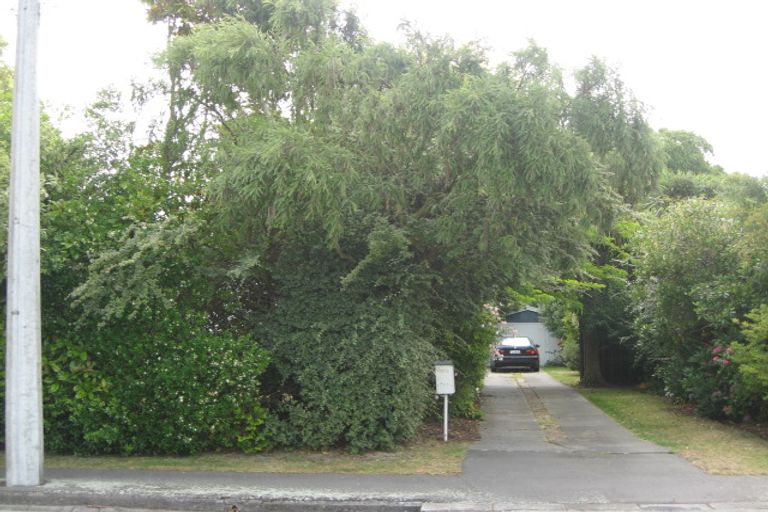 Photo of property in 165 Weston Road, St Albans, Christchurch, 8052