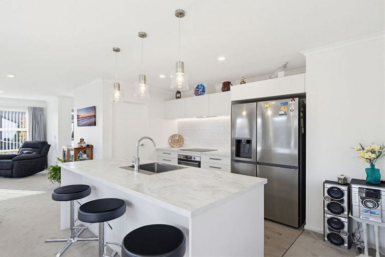 Photo of property in 35 Larissa Road, Halswell, Christchurch, 8025