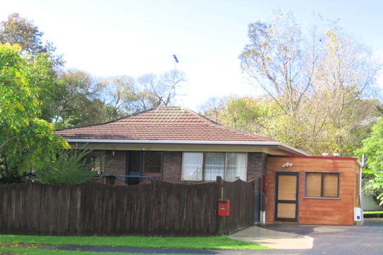 Photo of property in 1/24 John Gill Road, Shelly Park, Auckland, 2014
