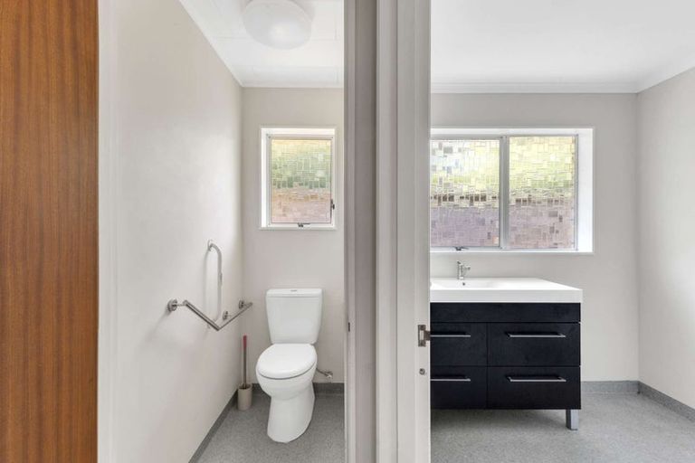 Photo of property in 1/44 Ballance Street, Lower Vogeltown, New Plymouth, 4310