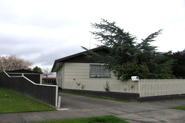 Photo of property in 40 Acacia Street, Kelvin Grove, Palmerston North, 4414
