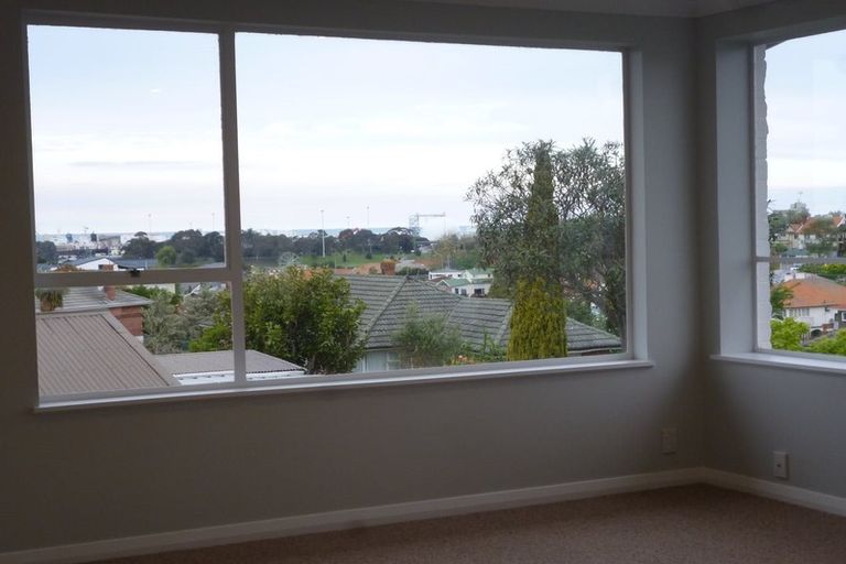 Photo of property in 3/18 Trafalgar Street, Maori Hill, Timaru, 7910